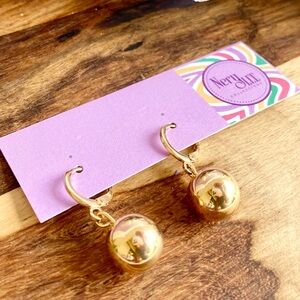 NEW 18K Gold Filled Bead Dangle Lever Back Earrings